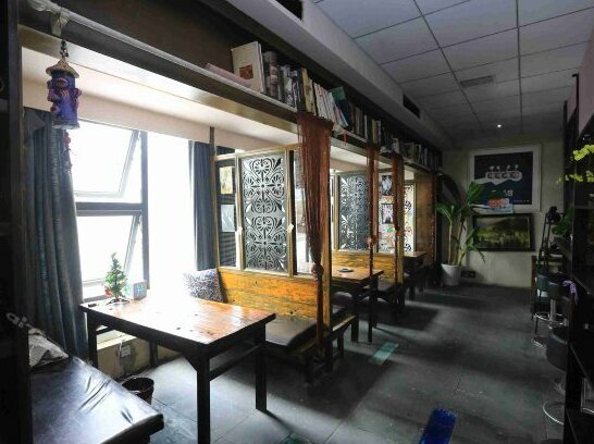 Tata Fashion Hotel - Photo3