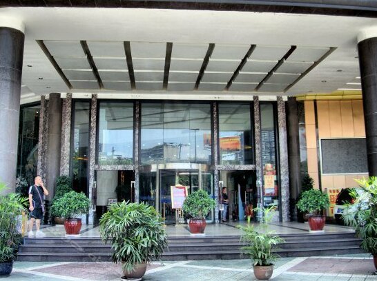 Yiran 23 World Hotel - Photo2