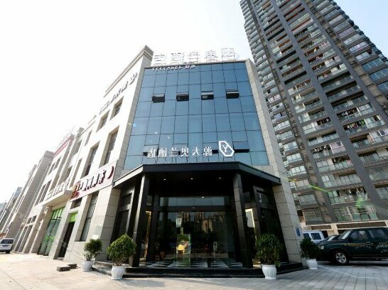 Yuantian Aolan Hotel