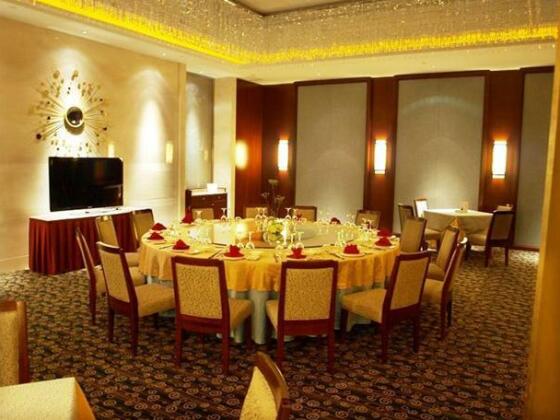 Peninsula Spring International Hotel - Photo3