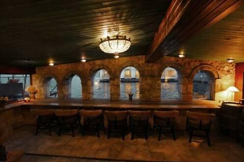 Moshe Inn - Photo5