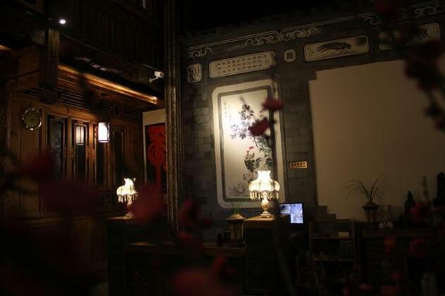 Old House Inn - Photo4