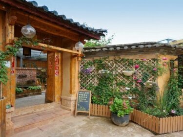 Shaxi Meet Garden Inn
