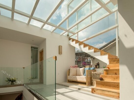 She's House - Photo4