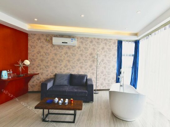 Yanjing Lake-view Design Hotel - Photo4