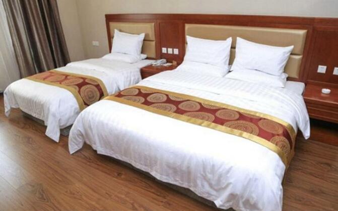 Da Lian Blue Sea Cloud Sky Holiday Hotel - Photo4