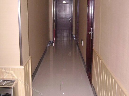 Da Lian Long Sheng Hostel - Photo3