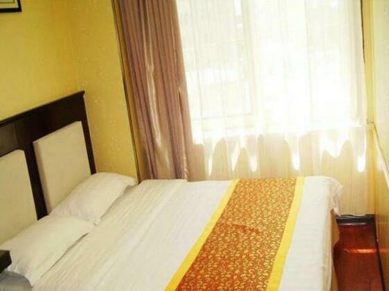 Da Lian Long Sheng Hostel - Photo4