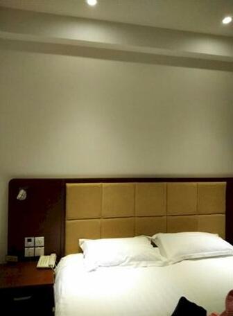 Dalian Free Trade Center Hotel - Photo3