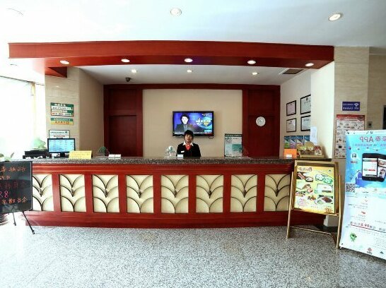 GreenTree Inn Liaoning Dalian Development Zone Express Hotel - Photo4