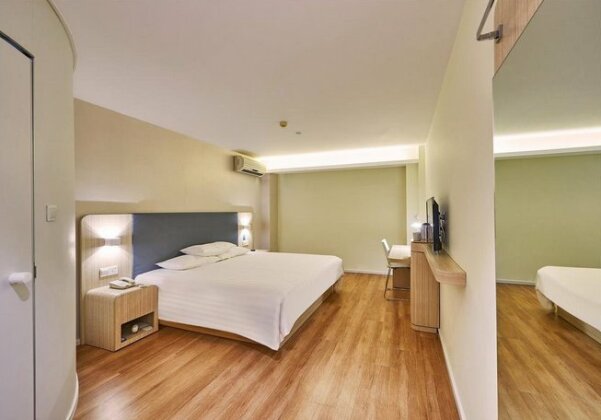 Hanting Express Dalian Huanan Square - Photo5