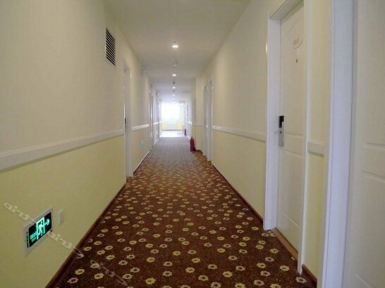 Home Inn Dalian Development Zone Jinma Road Metro Station - Photo4
