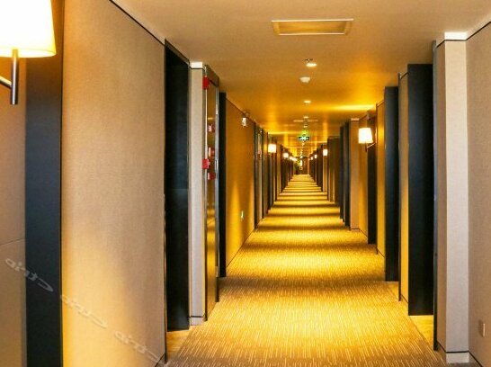 Homeinn Plus Dalian Development Zone Jinma Road Yifeng Square - Photo2