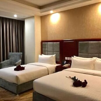 Riyueming Select Hotel Dalian - Photo2