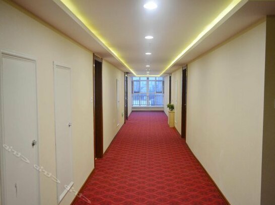 Super 8 Dalian Development area Jinma Road - Photo3