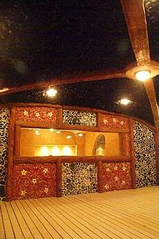 Sweetland Hotel - Photo2