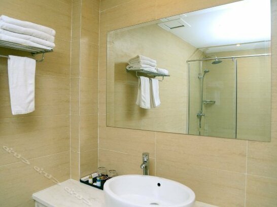 Xun 8 Business Hotel - Photo5