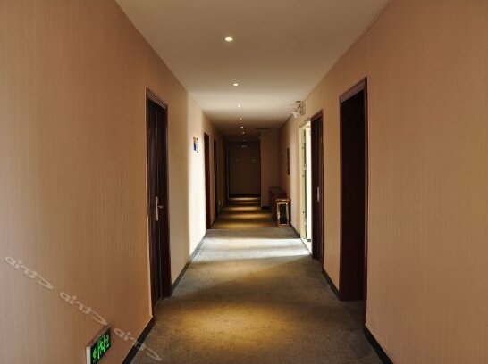 Baihe Express Hotel - Photo4