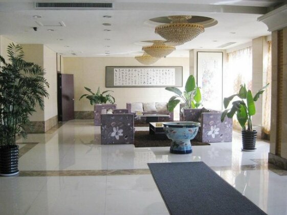 Donggang Chunlin Hotel - Photo2