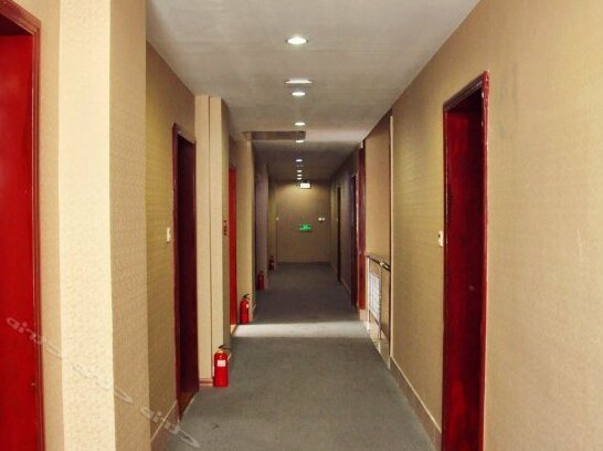 Qianyuan Hotel - Photo2