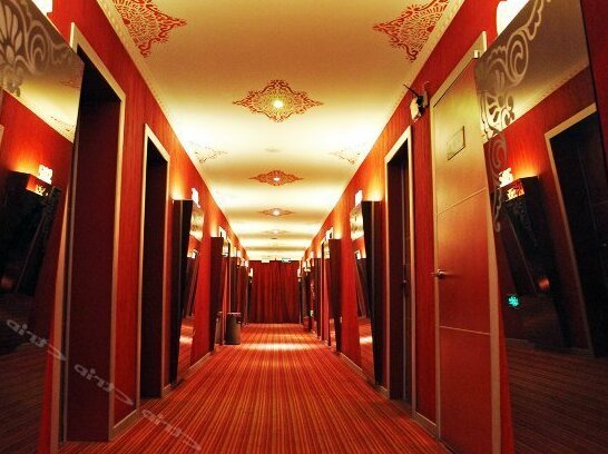Taijiu Business Hotel Daqing - Photo3