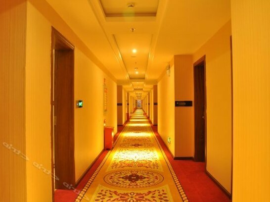Qiutian Hotel Ruili - Photo2