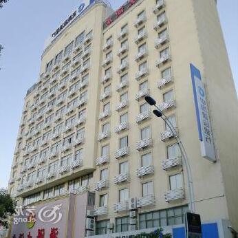Yiyang Hotel Ruili