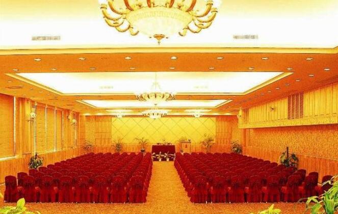 Dongguan OYC Crown Prince Hotel - Photo4