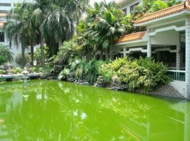 Golden Lake Guangdong Hotel