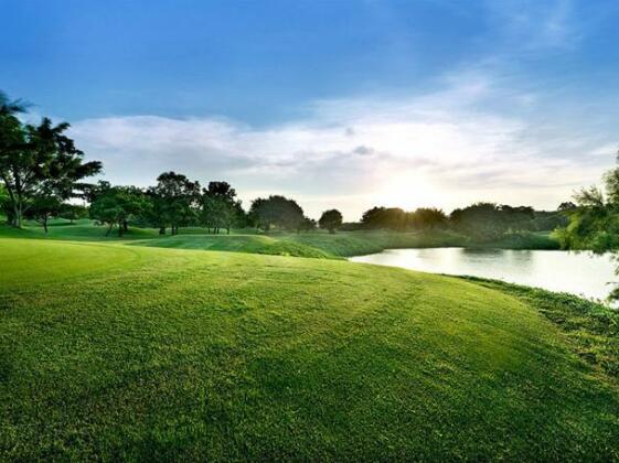 Hillview Golf Resort Dongguan Former Sofitel Dongguan Golf Resort - Photo4