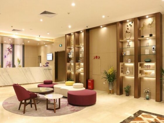 Lavande Hotel Dongguan Houjie Exhibition Center - Photo2