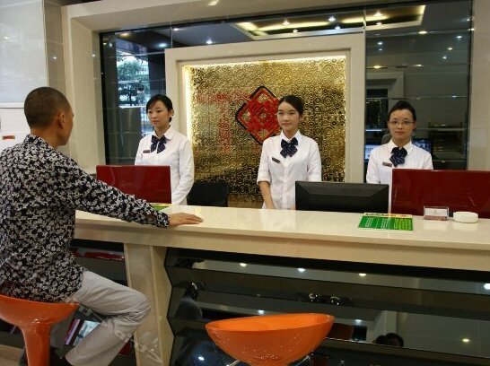 Sixi Business Hotel Dongguan Jinxia New Village - Photo4