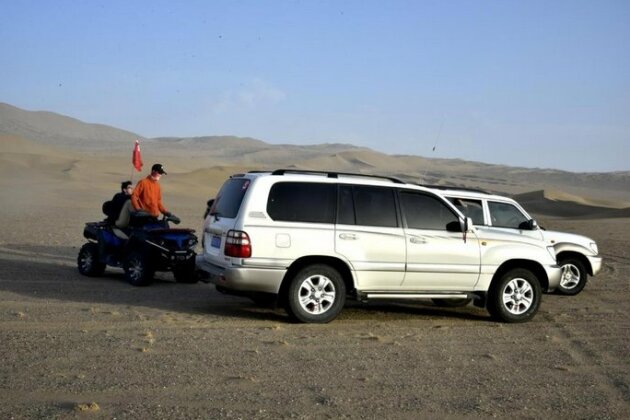 Dunhuang Crescent Lake International Camping Hotel - Photo4