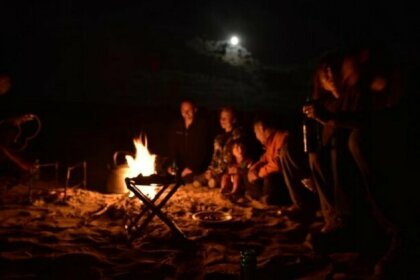 Dunhuang Crescent Lake International Camping Hotel