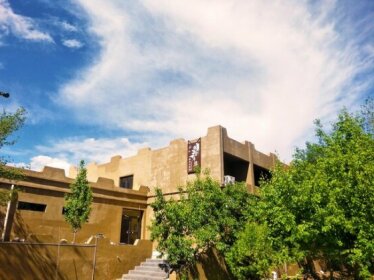 Dunhuang Jinshe Times Yododo Inn