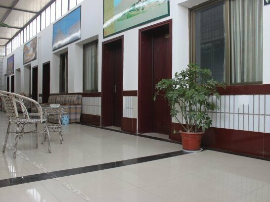 DunHuang New Youth Hostel