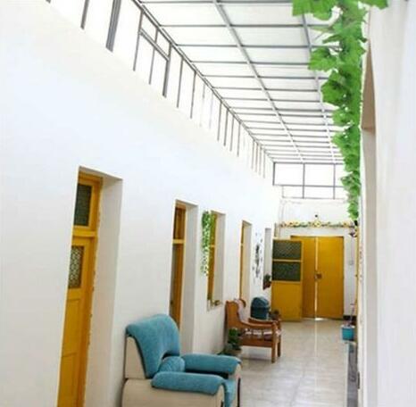 Happy Station - Photo2