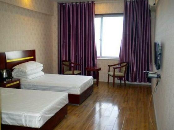Jiuquan Dunhuang Little Donkey Theme Inn - Photo3