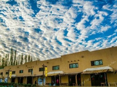 Moshanghua Theme Hostel