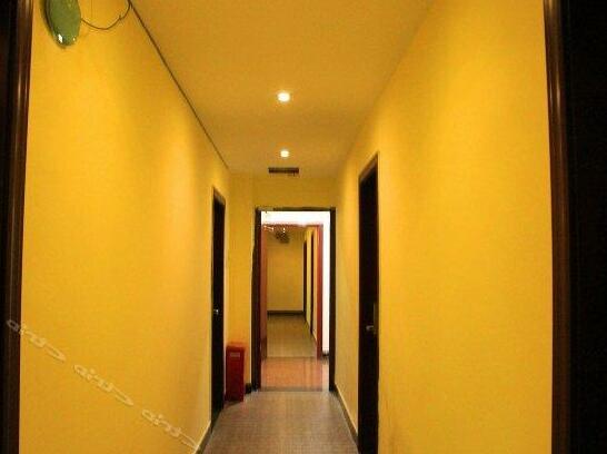 Tianzhu Business Hotel - Photo3