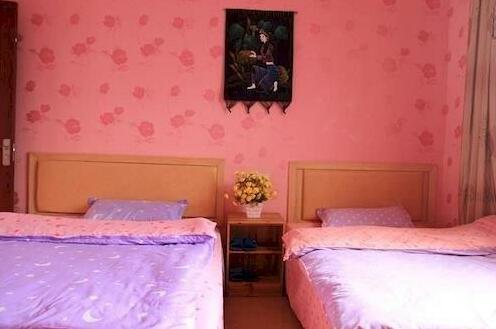 Fenghuang 999 Border Town Inn - Photo4