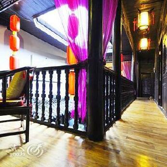 Fenghuang Qingke Guzhen Hotel - Photo4