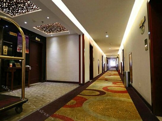 Fenghuang Xiaoyuan Hotel - Photo4