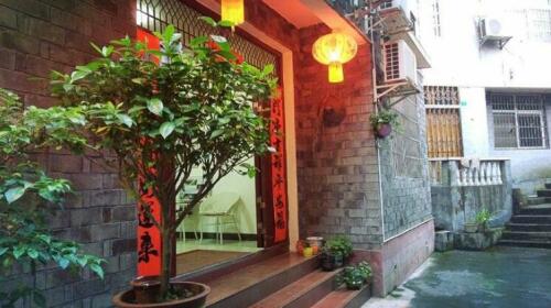 Fenghuang Xin Zhu Ge Inn