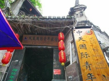 Fenghuang Zhongtian International Youth Hostel