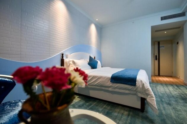 Foshan Riverside Art Hotel - Photo4