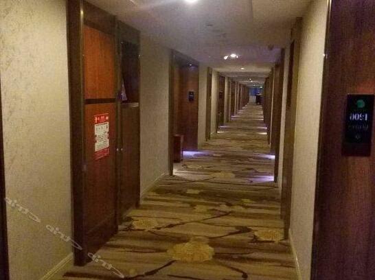 Qiantu Business Hotel - Photo4