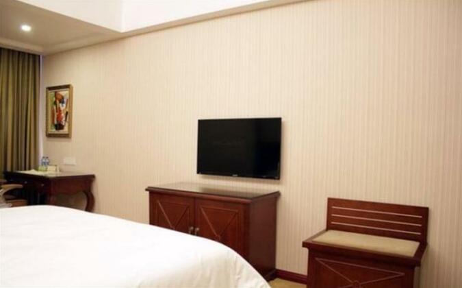 Vienna Hotel Foshan Huangqi - Photo4