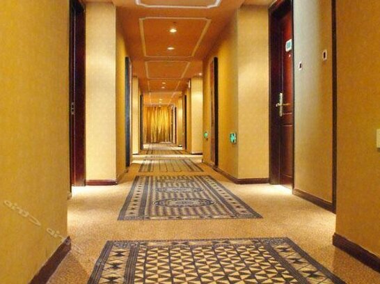 Vienna Hotel Foshan - Photo2