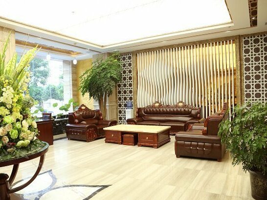 Luxotel Hotel - Photo4